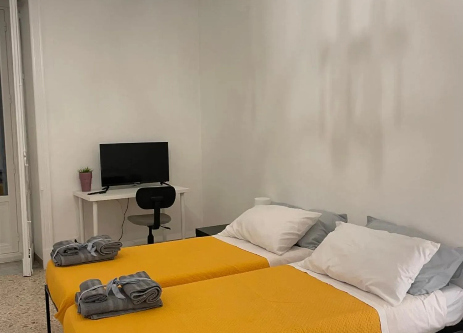 Gemmellaro 67 Apartment Catania 0*,